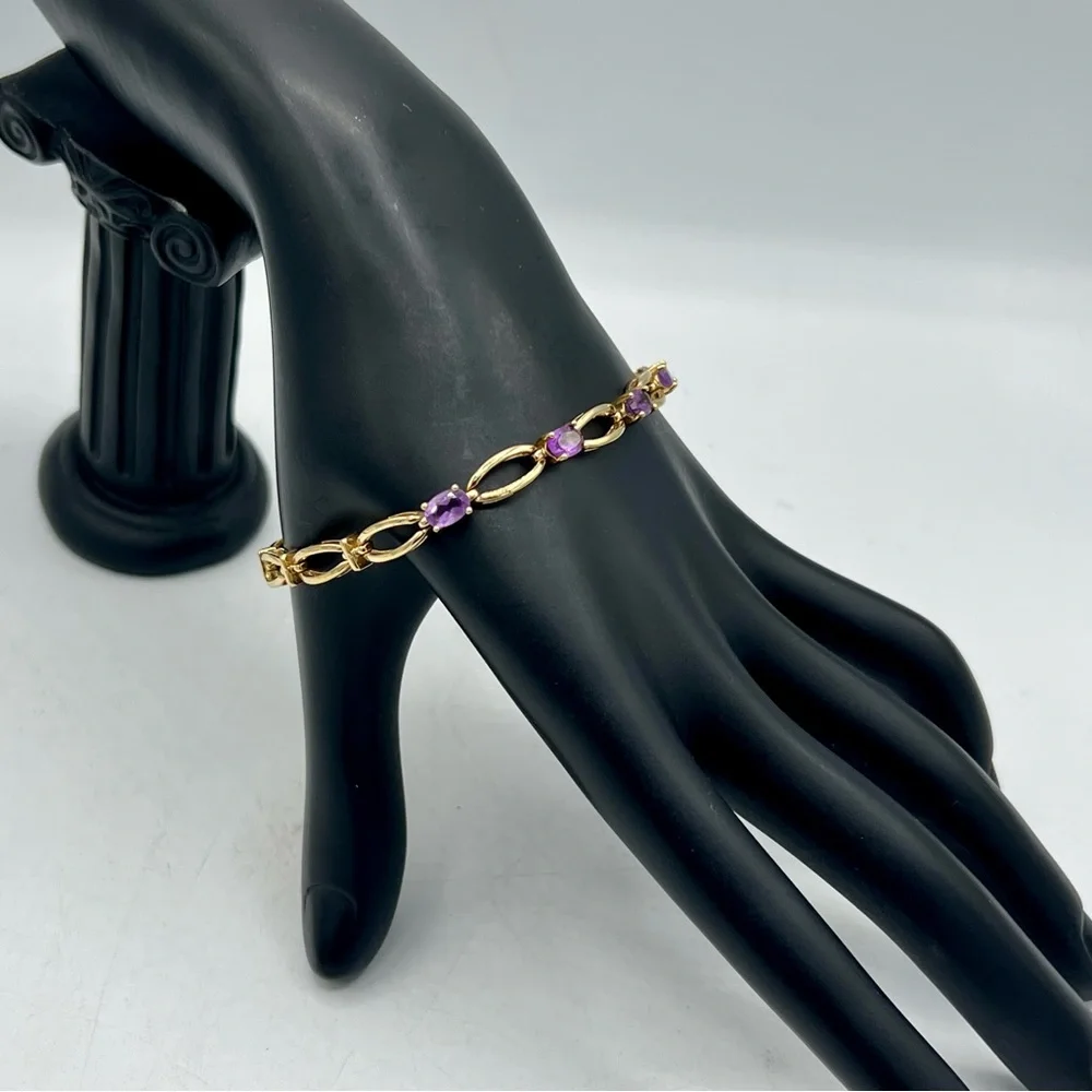 Vintage gold plated scalloped chain bracelet with amethysts 7.5” - Picture 2 of 8